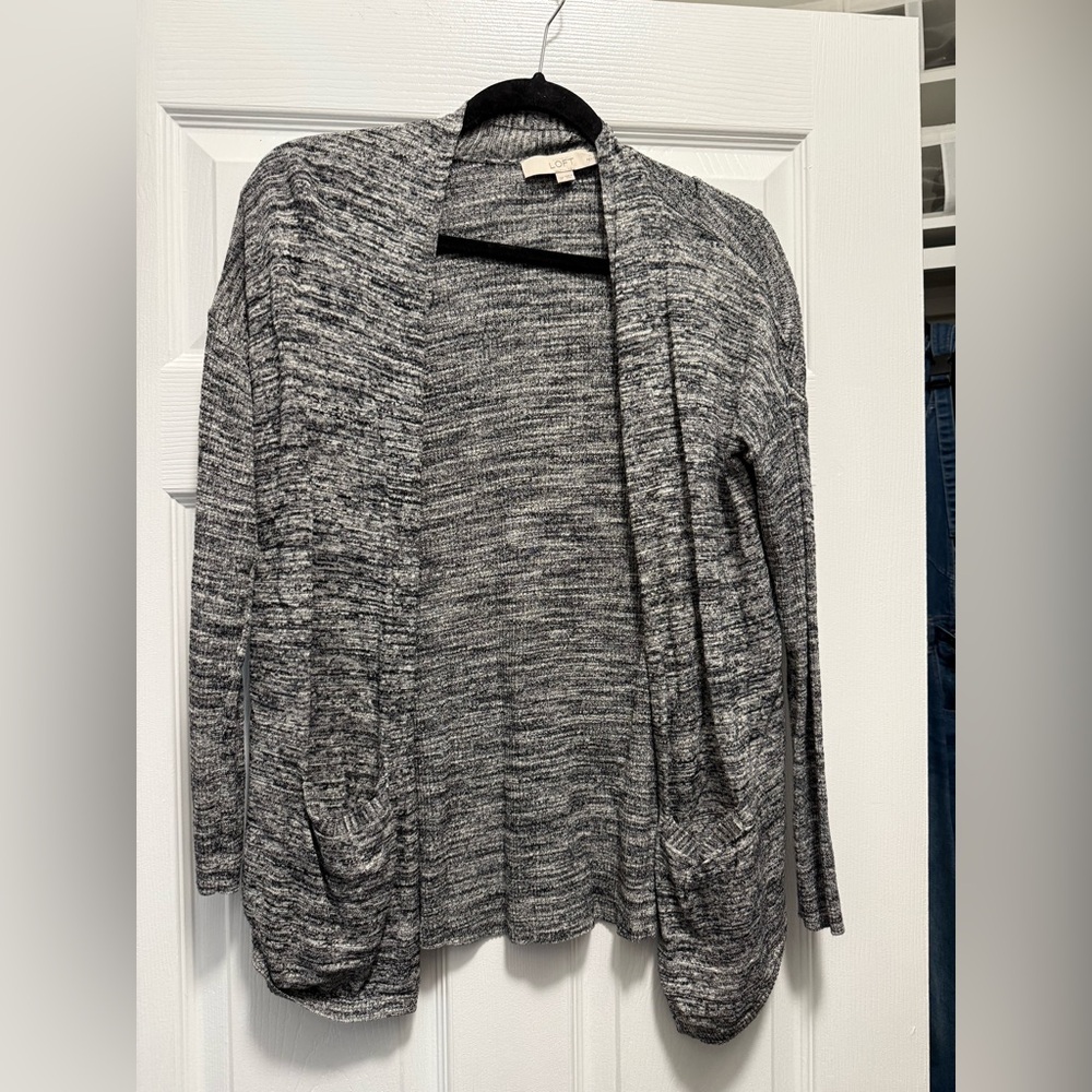 LOFT Size Small Petite Women's Gray Heather Sweater